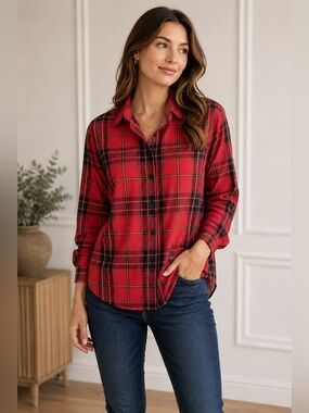 Foxcroft NYC Wrinkle Free Red Plaid Button Front Shirt Women’s 6 Shaped